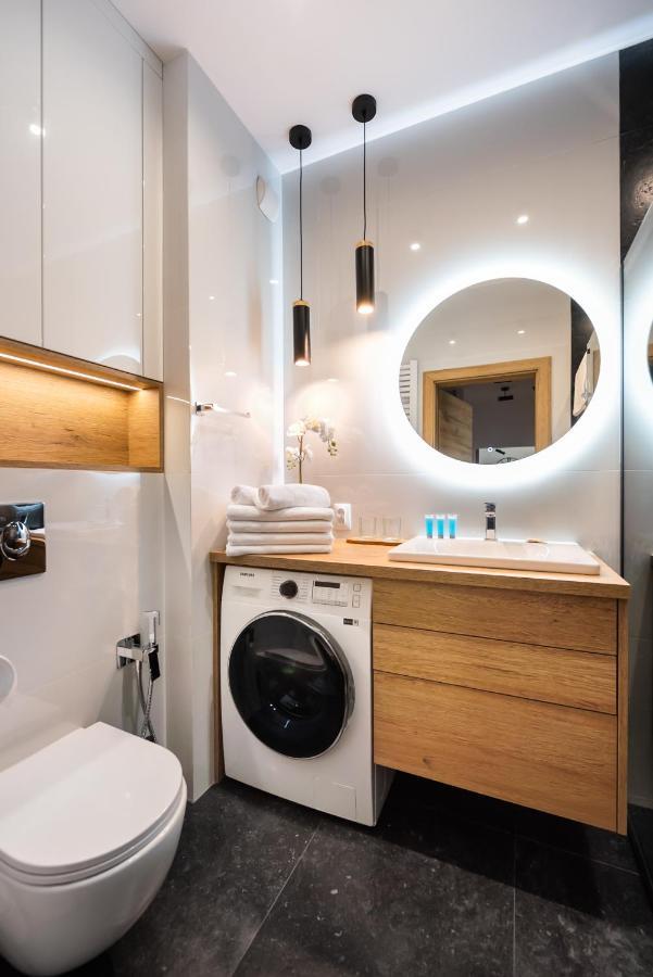 Wola Skwer Sunny Apartment ワルシャワ エクステリア 写真