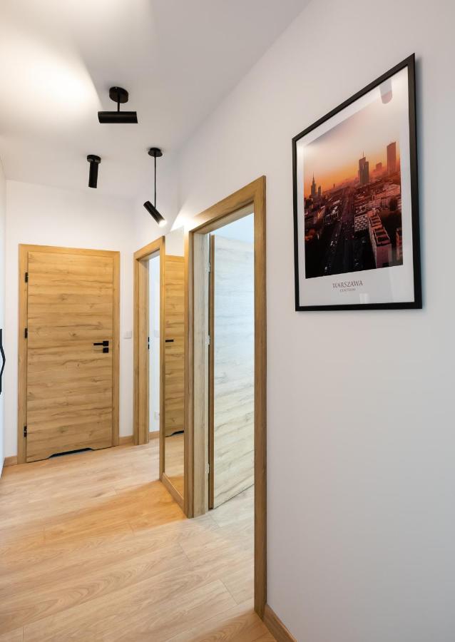 Wola Skwer Sunny Apartment ワルシャワ エクステリア 写真